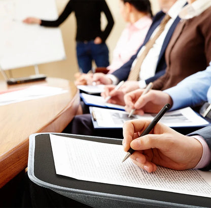 Mesa de Colo Portátil para Notebook e Escrita – Conforto e Praticidade em Qualquer Lugar